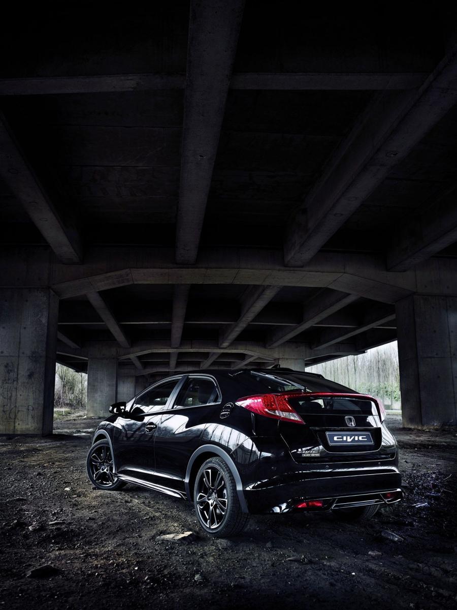  Honda Civic Black Edition 2014 года  (фото 10 из 10)